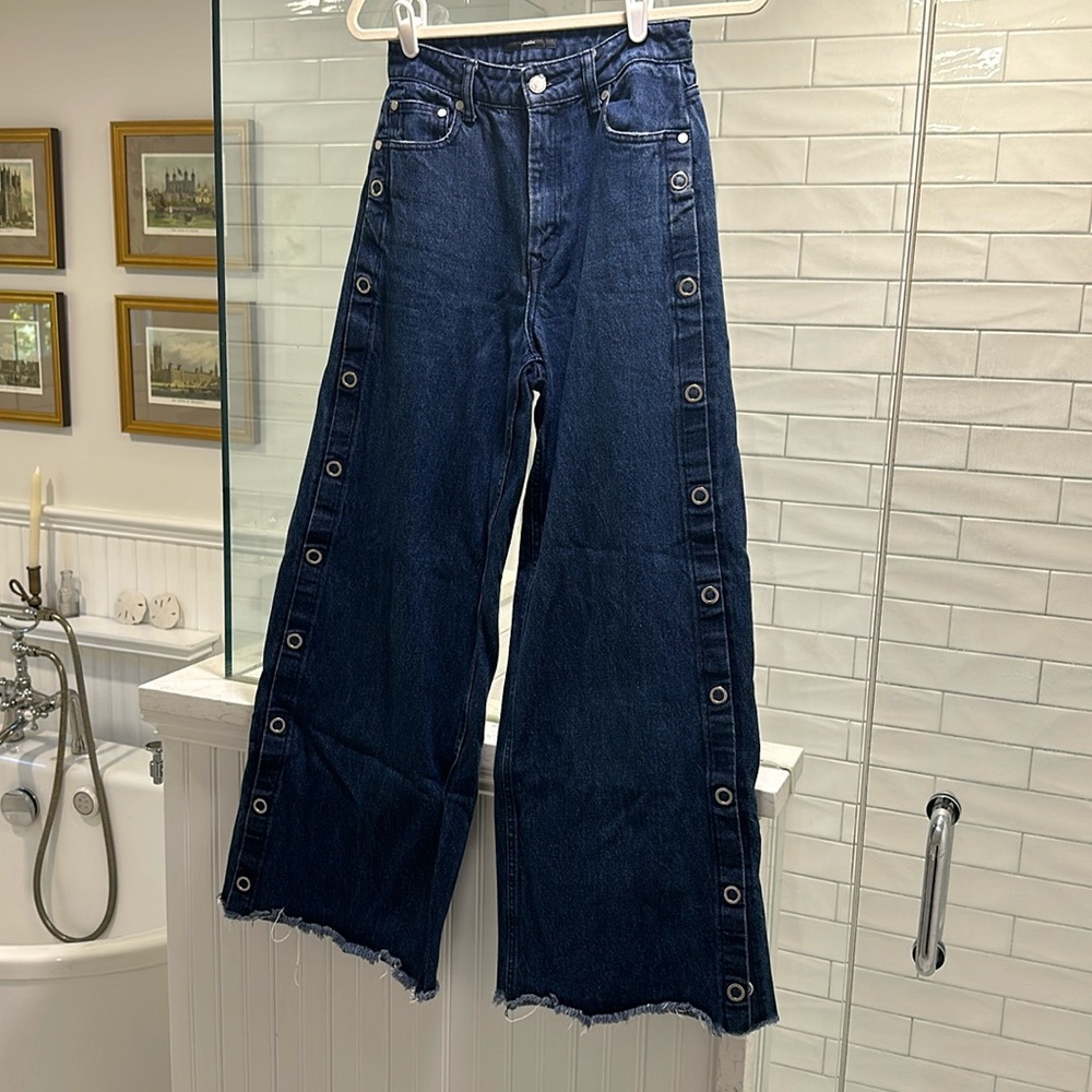 Really fun jeans. My favorite jeans but they do not fit right…